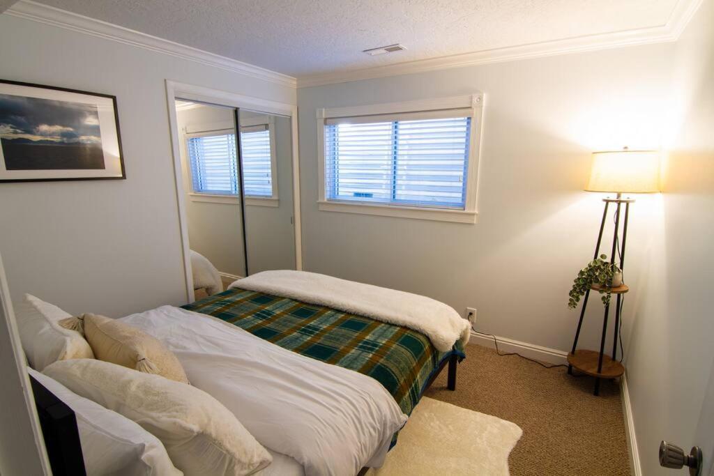 Cottonwood Heights - Lower Level Of Mountain Home! מראה חיצוני תמונה